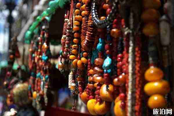 拉萨八廓街购物攻略