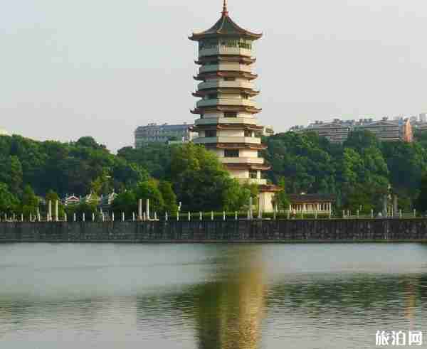 湖南烈士公园东大门怎么样 湖南烈士公园赏银杏攻略 湖南烈士公园东大门怎么样 湖南烈士公园赏银杏攻略