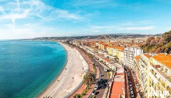 法國自駕游全攻略 法國的交通規(guī)則是怎么樣的