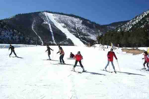 云南滑雪場在什么地方 云南滑雪場開放時間+門票價格