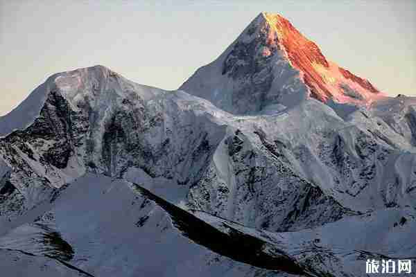 四川海拔最高的山