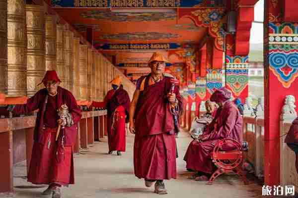 亚青寺在四川省什么地方 可以进去吗 亚青寺在四川省什么地方 可以进去吗