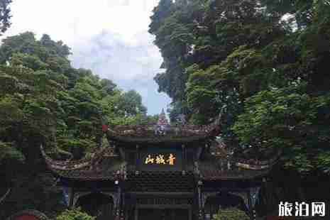 国内有哪些适合中老年游玩的地方 国内有哪些适合中老年游玩的地方