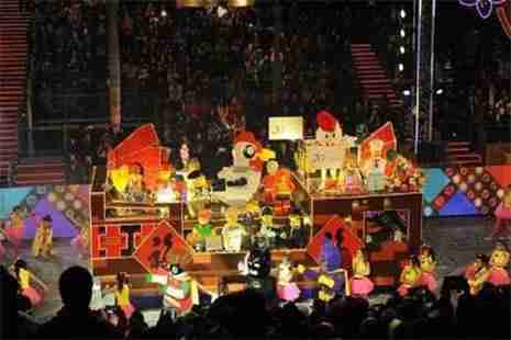 2019香港花车巡游时间表 线路+烟花汇演 2019香港花车巡游时间表 线路+烟花汇演