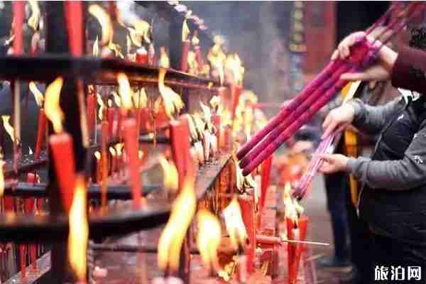 寺廟燒香拜佛什么時(shí)間好 寺廟燒香拜佛有什么講究 寺廟燒香拜佛什么時(shí)間好 寺廟燒香拜佛有什么講究