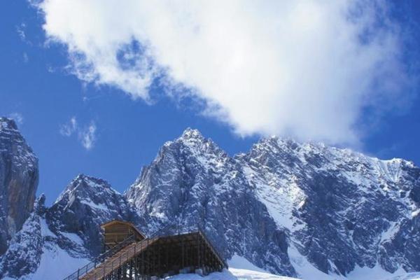 玉龙雪山攻略旅游 玉龙雪山旅游线路安排及景点推荐