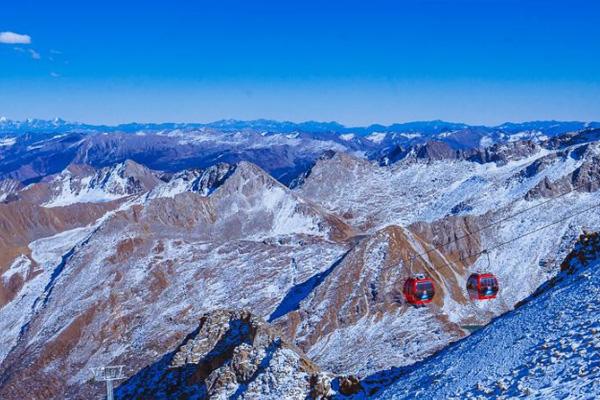 达古冰川旅游最佳时间 达古冰川最佳旅游攻略 达古冰川旅游最佳时间 达古冰川最佳旅游攻略