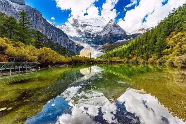 四川12月份适合旅游的地方有哪些 及12月看红叶的地方