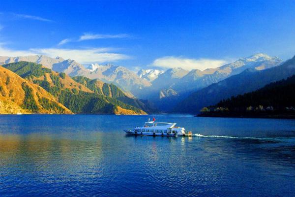 乌鲁木齐天山天池海拔多少米 乌鲁木齐天山天池游玩路线推荐