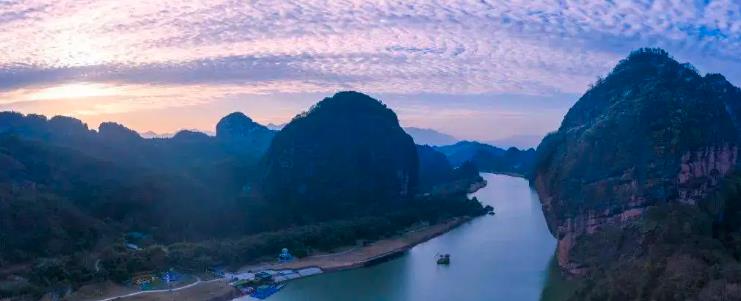 龙虎山在哪哪个省哪个市哪个城市 江西省鹰潭市