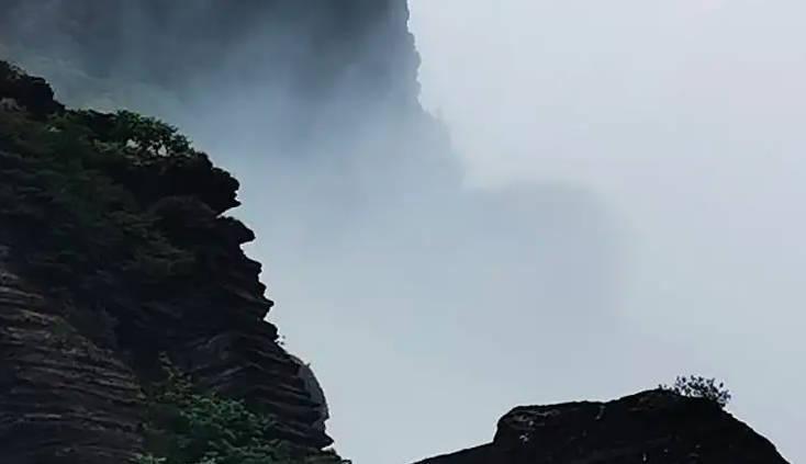 天无三日晴地无三尺平指的是哪个省，贵州省(公务员考试必考题)