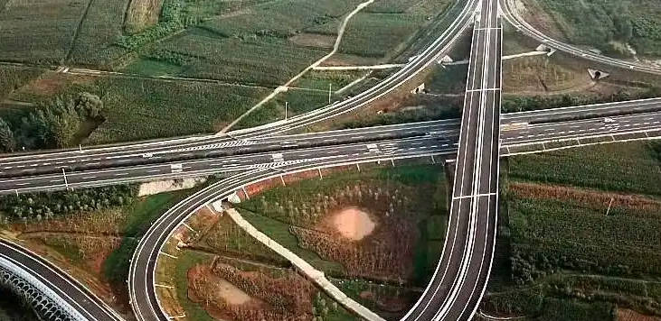 连霍高速起点和终点分别是哪里，起点河南兰考县终点新疆维吾尔自治区的霍尔果斯口岸