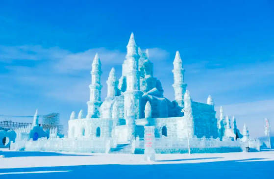 2022冰雪大世界的门票，成人票为180 元/张(优待政策)