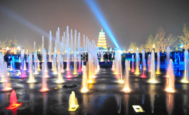 2022大雁塔喷泉开放时间,夏季6月10起，冬季10月6日起