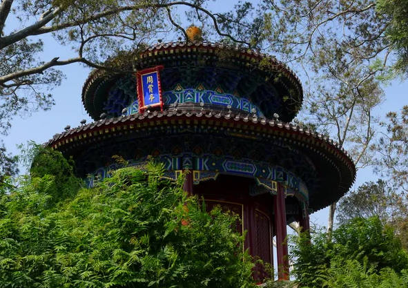 景山公园门票价格多少钱，开放时间+免票优惠政策（游玩路线）