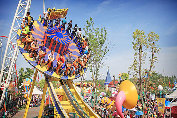 1566295083638303.jpg 欢乐谷2.jpg