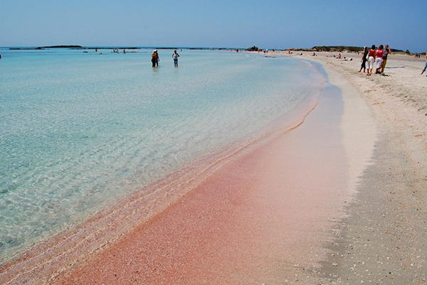 粉色沙滩有哪些 带粉色沙滩的景点推荐