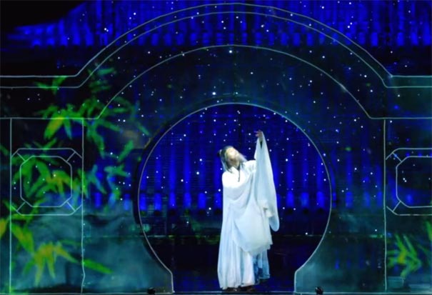 《三峽歸來》現場表演圖片