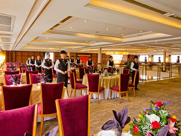 總統(tǒng)系列三峽游輪自助餐廳