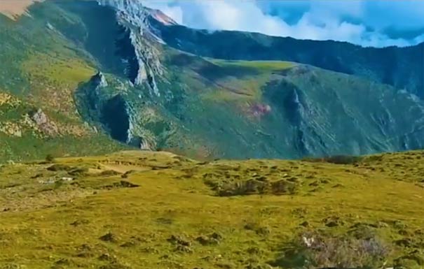 業拉山口 業拉山口