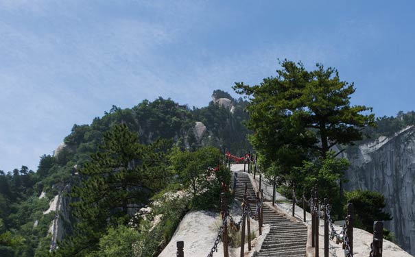 陜西人氣最旺的十大景區：華山